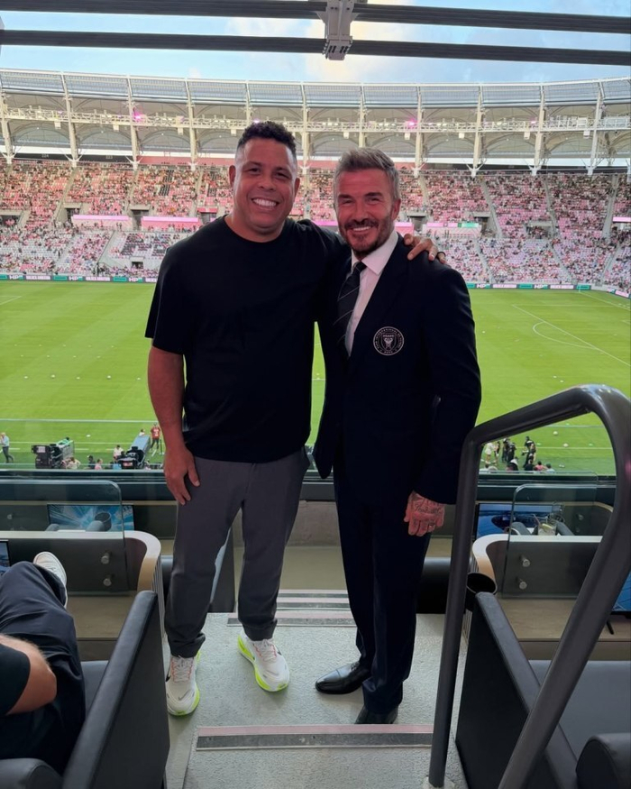 迈阿密国际新球场首战梅西破门 贝克汉姆携罗纳